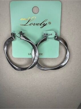 New And Lovely Silver Tone Distressed Hoop Earrings